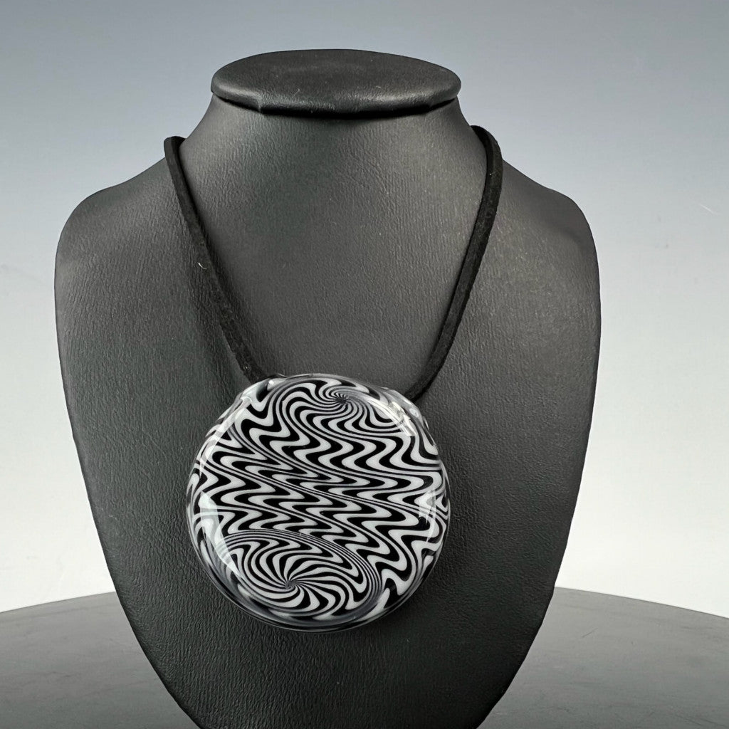 Zek Glass Linework Pendant