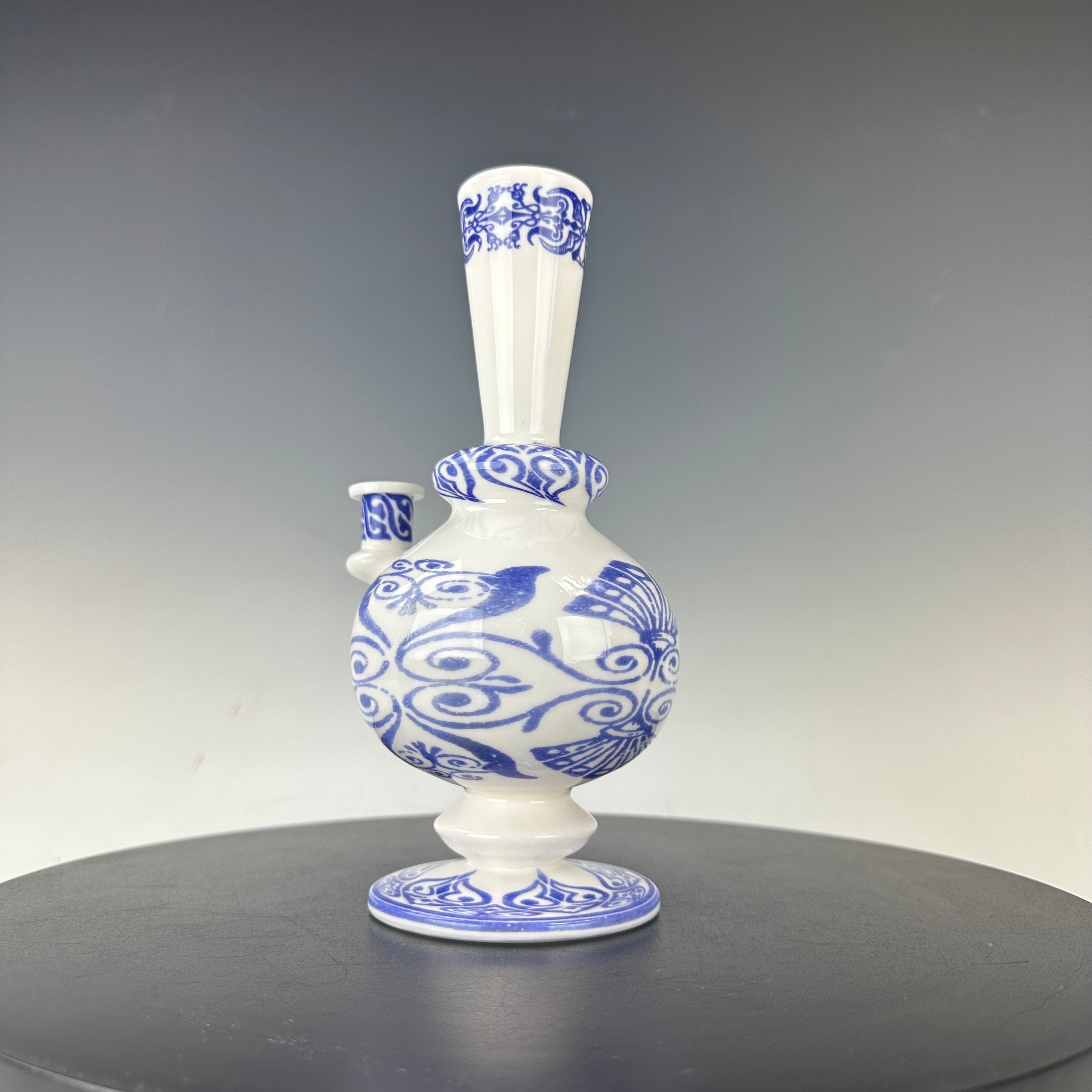 Kurt B Chinoiserie Vase Rig